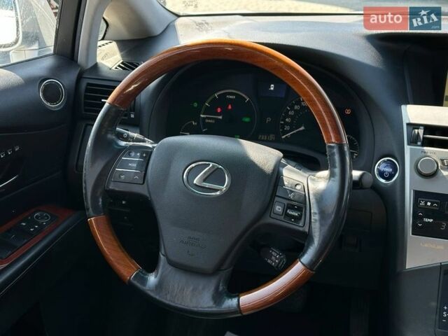 Сірий Лексус РХ, об'ємом двигуна 3.46 л та пробігом 233 тис. км за 19300 $, фото 11 на Automoto.ua