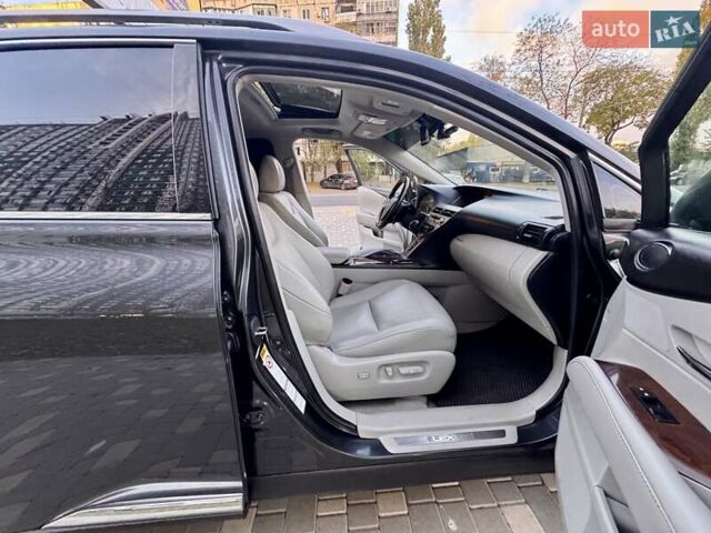 Лексус РХ 2010 в Одессе на Automoto.ua Серый Лексус РХ, объемом двигателя 3.46 л и пробегом 197 тыс. км за 13999 $, фото 55 на Automoto.ua