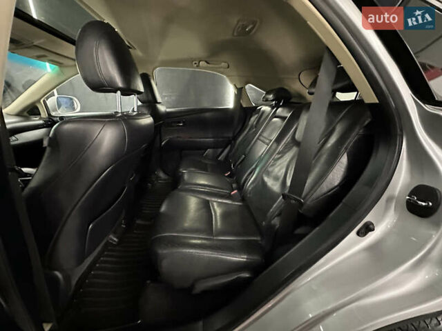 Сірий Лексус РХ, об'ємом двигуна 3.46 л та пробігом 264 тис. км за 12950 $, фото 25 на Automoto.ua