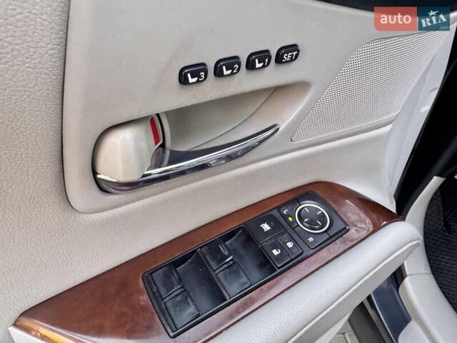 Лексус РХ 2010 в Одессе на Automoto.ua Серый Лексус РХ, объемом двигателя 3.46 л и пробегом 197 тыс. км за 13999 $, фото 42 на Automoto.ua