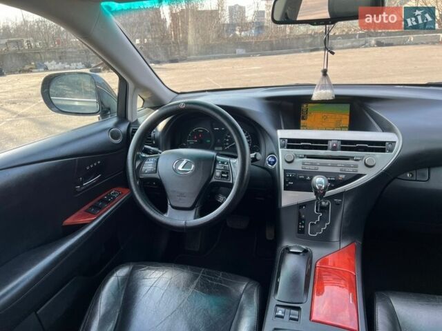 Серый Лексус РХ, объемом двигателя 3.5 л и пробегом 191 тыс. км за 15500 $, фото 4 на Automoto.ua