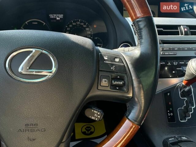Сірий Лексус РХ, об'ємом двигуна 3.46 л та пробігом 233 тис. км за 17500 $, фото 13 на Automoto.ua