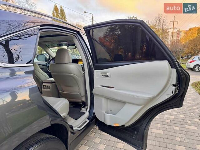 Лексус РХ 2010 в Одессе на Automoto.ua Серый Лексус РХ, объемом двигателя 3.46 л и пробегом 197 тыс. км за 13999 $, фото 68 на Automoto.ua