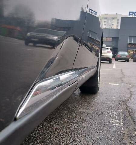 Серый Лексус РХ, объемом двигателя 3.5 л и пробегом 223 тыс. км за 14999 $, фото 7 на Automoto.ua