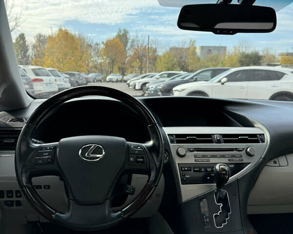 Лексус РХ 2010 у Черкасах на Automoto.ua Сірий Лексус РХ, об'ємом двигуна 3.46 л та пробігом 200 тис. км за 16700 $, фото 8 на Automoto.ua