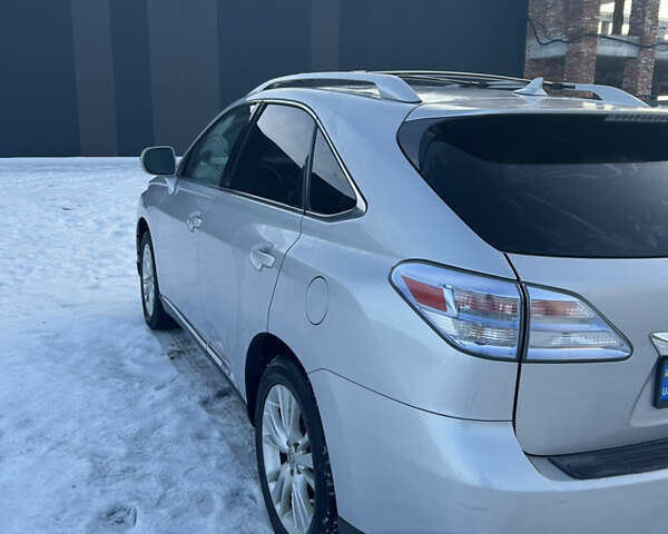 Серый Лексус РХ, объемом двигателя 3.46 л и пробегом 205 тыс. км за 15500 $, фото 4 на Automoto.ua