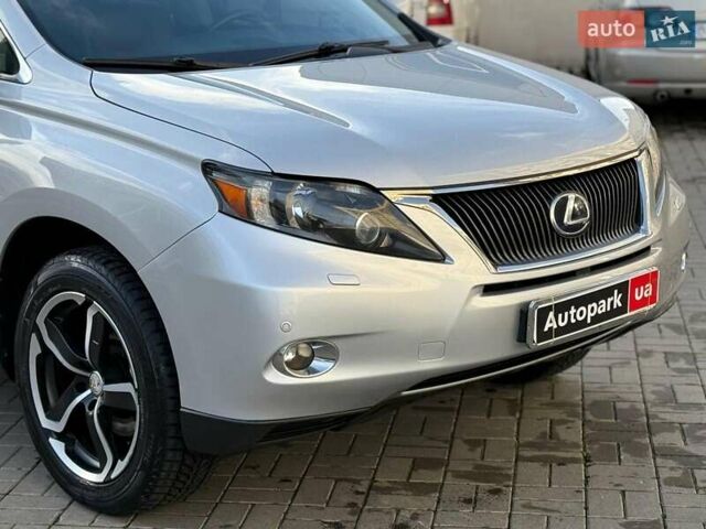 Серый Лексус РХ, объемом двигателя 3.5 л и пробегом 268 тыс. км за 18490 $, фото 3 на Automoto.ua