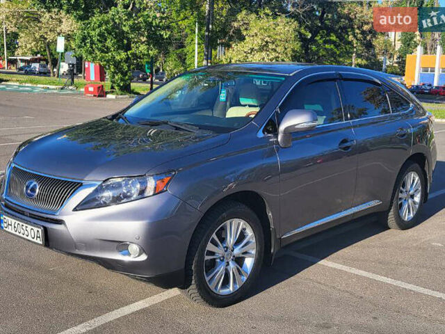 Сірий Лексус РХ, об'ємом двигуна 3.46 л та пробігом 257 тис. км за 17700 $, фото 1 на Automoto.ua