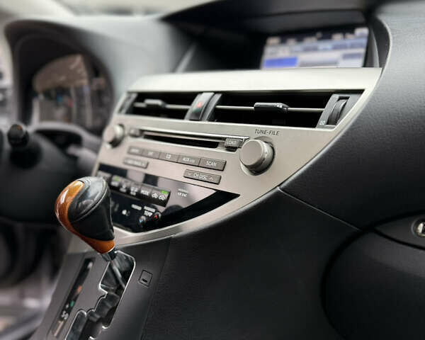 Сірий Лексус РХ, об'ємом двигуна 3.5 л та пробігом 270 тис. км за 13400 $, фото 42 на Automoto.ua