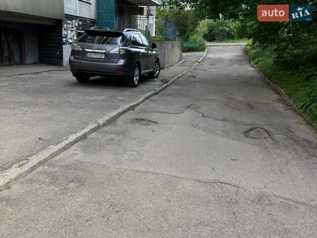 Серый Лексус РХ, объемом двигателя 3.46 л и пробегом 338 тыс. км за 17700 $, фото 6 на Automoto.ua