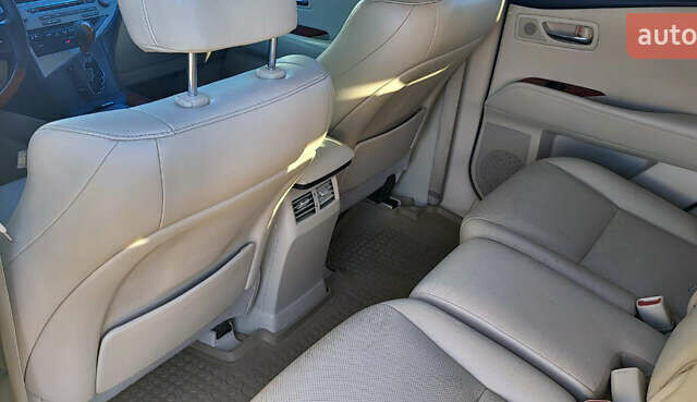 Сірий Лексус РХ, об'ємом двигуна 3.46 л та пробігом 257 тис. км за 17700 $, фото 31 на Automoto.ua