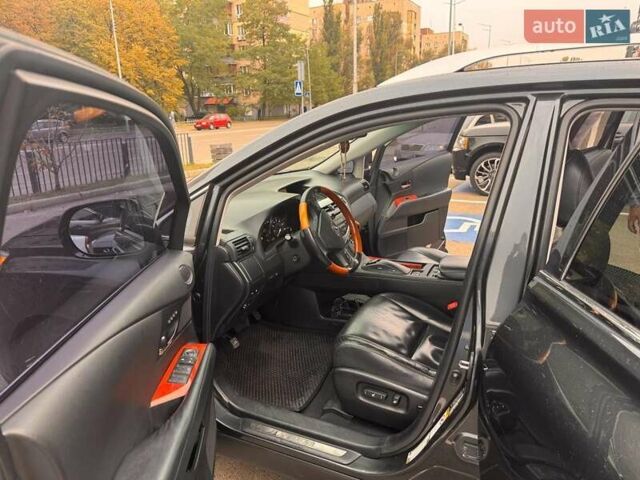 Серый Лексус РХ, объемом двигателя 3.46 л и пробегом 163 тыс. км за 16450 $, фото 13 на Automoto.ua