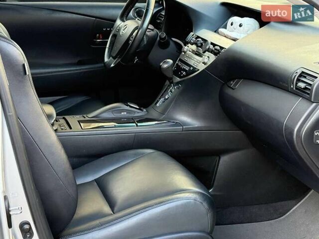 Серый Лексус РХ, объемом двигателя 3.5 л и пробегом 268 тыс. км за 18490 $, фото 16 на Automoto.ua