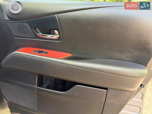 Сірий Лексус РХ, об'ємом двигуна 3.46 л та пробігом 172 тис. км за 13700 $, фото 53 на Automoto.ua