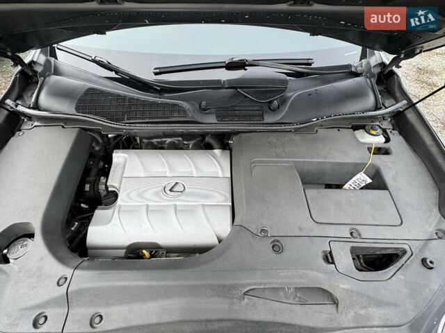 Серый Лексус РХ, объемом двигателя 3.46 л и пробегом 142 тыс. км за 23500 $, фото 16 на Automoto.ua