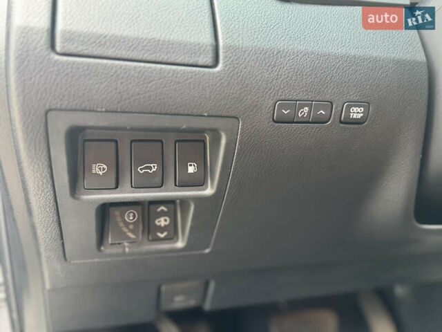 Серый Лексус РХ, объемом двигателя 3.46 л и пробегом 142 тыс. км за 23500 $, фото 32 на Automoto.ua