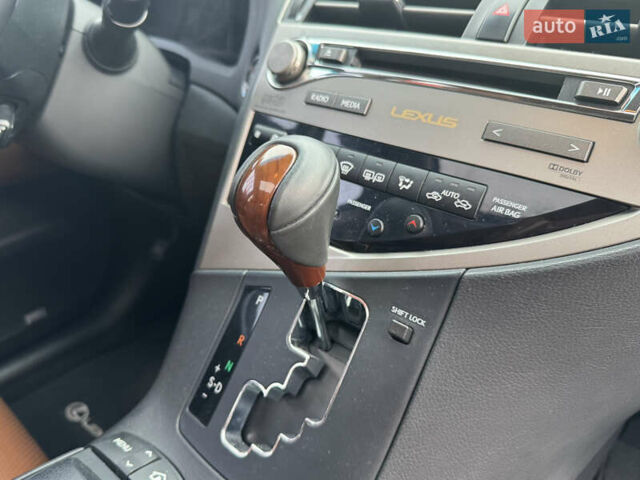 Серый Лексус РХ, объемом двигателя 3.46 л и пробегом 142 тыс. км за 23500 $, фото 17 на Automoto.ua