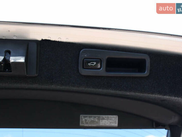 Серый Лексус РХ, объемом двигателя 3.46 л и пробегом 260 тыс. км за 21500 $, фото 16 на Automoto.ua