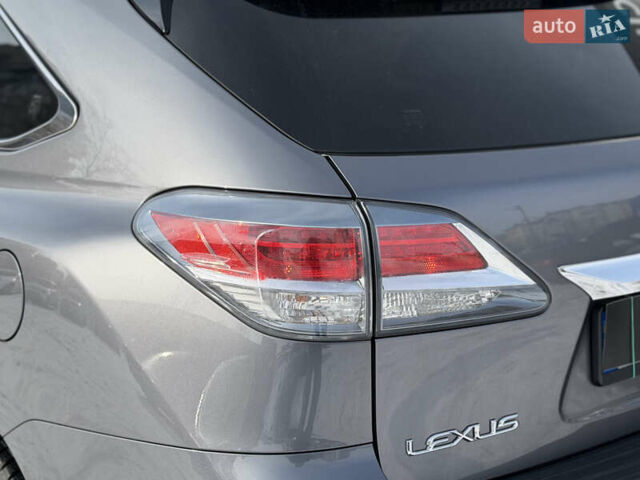 Серый Лексус РХ, объемом двигателя 3.46 л и пробегом 240 тыс. км за 20500 $, фото 17 на Automoto.ua
