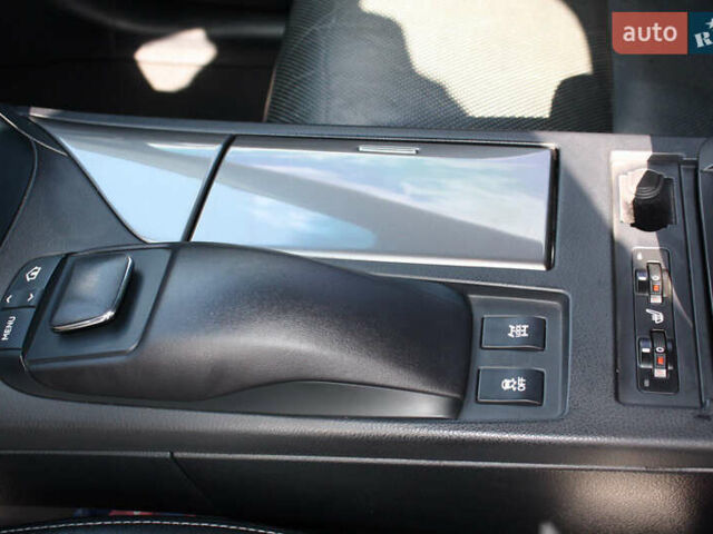 Серый Лексус РХ, объемом двигателя 3.46 л и пробегом 260 тыс. км за 21500 $, фото 19 на Automoto.ua