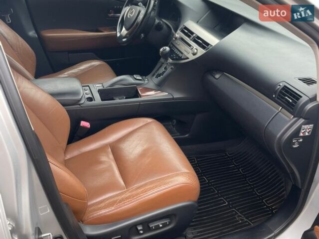 Сірий Лексус РХ, об'ємом двигуна 3.46 л та пробігом 193 тис. км за 19000 $, фото 13 на Automoto.ua