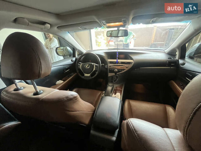 Серый Лексус РХ, объемом двигателя 3.5 л и пробегом 39 тыс. км за 26000 $, фото 3 на Automoto.ua