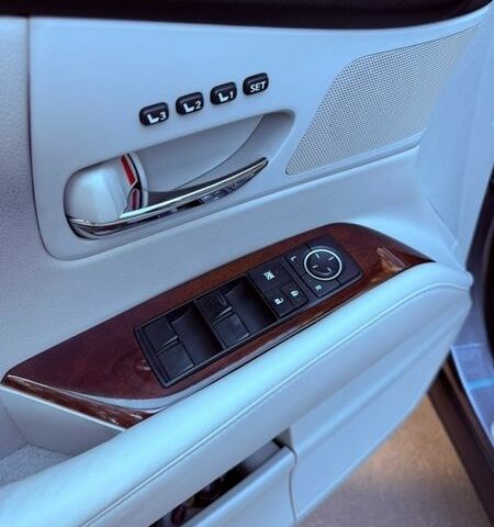 Сірий Лексус РХ, об'ємом двигуна 3.46 л та пробігом 89 тис. км за 18999 $, фото 35 на Automoto.ua