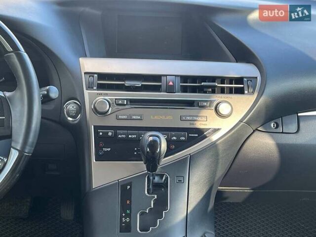 Сірий Лексус РХ, об'ємом двигуна 3.5 л та пробігом 188 тис. км за 16500 $, фото 24 на Automoto.ua