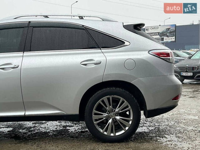 Серый Лексус РХ, объемом двигателя 3.5 л и пробегом 148 тыс. км за 22540 $, фото 3 на Automoto.ua