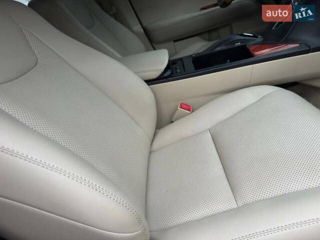 Сірий Лексус РХ, об'ємом двигуна 3.5 л та пробігом 198 тис. км за 16350 $, фото 43 на Automoto.ua