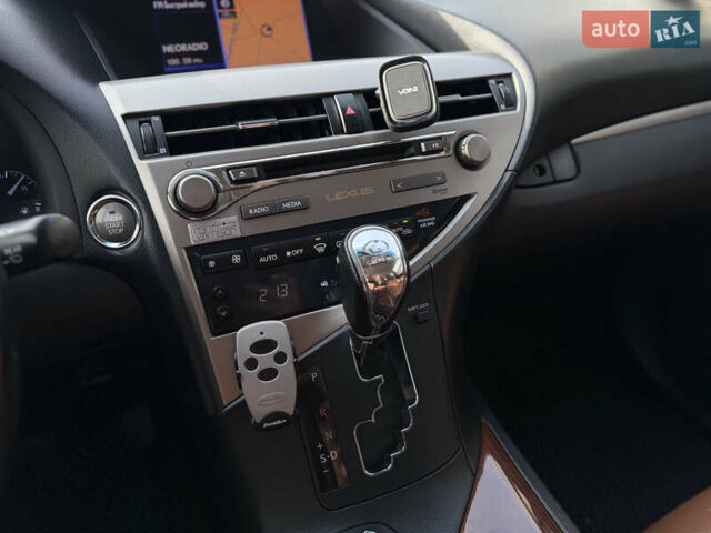 Серый Лексус РХ, объемом двигателя 3.46 л и пробегом 240 тыс. км за 20500 $, фото 51 на Automoto.ua