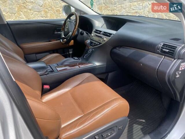 Серый Лексус РХ, объемом двигателя 3.46 л и пробегом 300 тыс. км за 16350 $, фото 16 на Automoto.ua