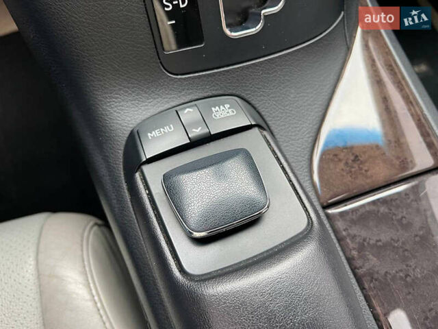 Серый Лексус РХ, объемом двигателя 3.5 л и пробегом 148 тыс. км за 22540 $, фото 31 на Automoto.ua