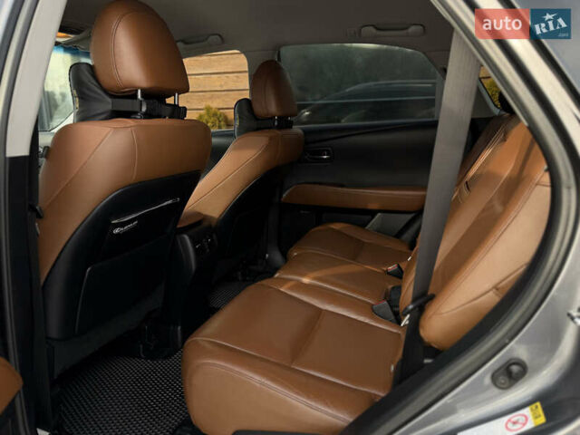 Серый Лексус РХ, объемом двигателя 3.46 л и пробегом 240 тыс. км за 20500 $, фото 59 на Automoto.ua