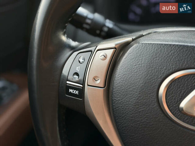 Серый Лексус РХ, объемом двигателя 3.46 л и пробегом 240 тыс. км за 20500 $, фото 43 на Automoto.ua