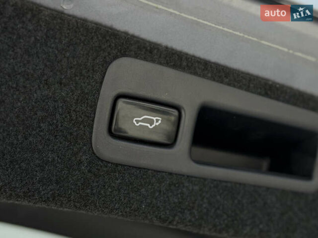 Серый Лексус РХ, объемом двигателя 3.46 л и пробегом 240 тыс. км за 20500 $, фото 22 на Automoto.ua