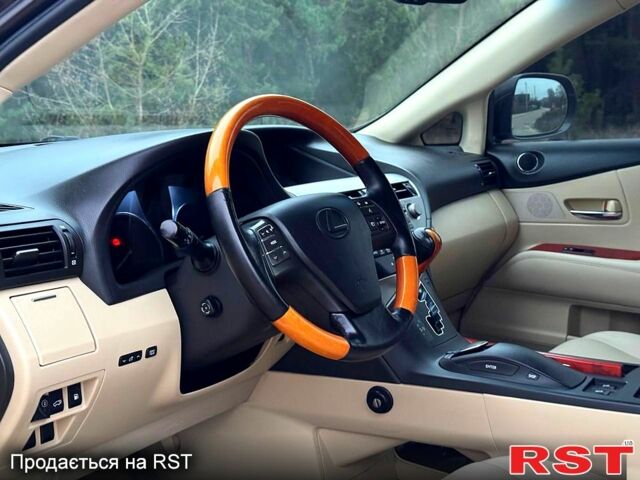 Серый Лексус РХ, объемом двигателя 3.5 л и пробегом 197 тыс. км за 16350 $, фото 6 на Automoto.ua