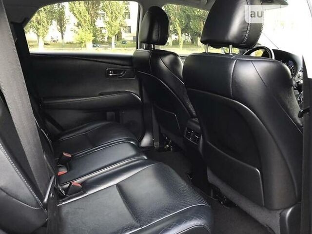 Серый Лексус РХ, объемом двигателя 3.5 л и пробегом 190 тыс. км за 18300 $, фото 1 на Automoto.ua