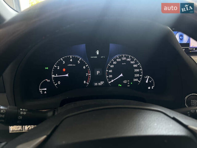 Серый Лексус РХ, объемом двигателя 3.5 л и пробегом 39 тыс. км за 26000 $, фото 1 на Automoto.ua