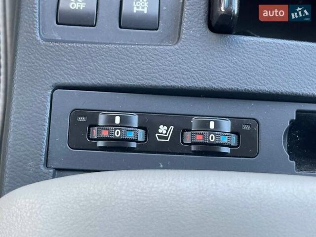 Сірий Лексус РХ, об'ємом двигуна 3.5 л та пробігом 188 тис. км за 16500 $, фото 23 на Automoto.ua
