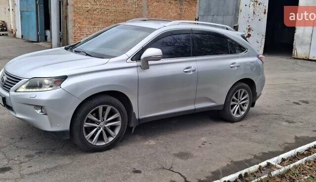 Серый Лексус РХ, объемом двигателя 3.46 л и пробегом 365 тыс. км за 15600 $, фото 1 на Automoto.ua