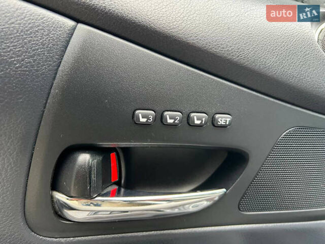 Серый Лексус РХ, объемом двигателя 3.5 л и пробегом 148 тыс. км за 22540 $, фото 16 на Automoto.ua