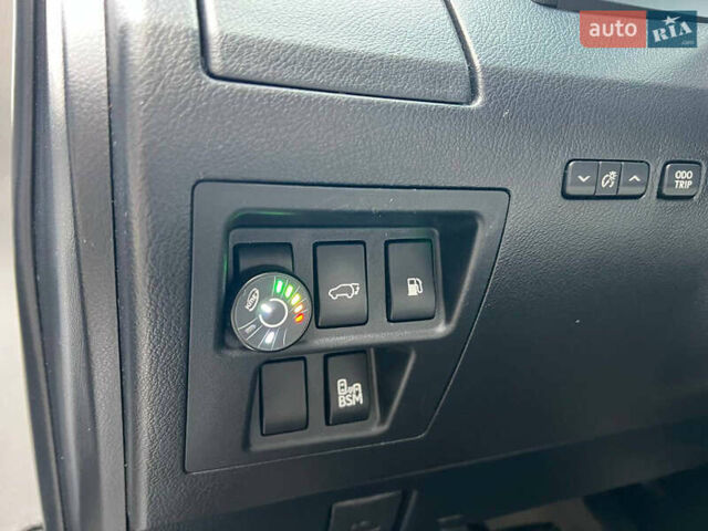 Серый Лексус РХ, объемом двигателя 3.5 л и пробегом 148 тыс. км за 22540 $, фото 20 на Automoto.ua