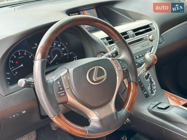 Серый Лексус РХ, объемом двигателя 3.5 л и пробегом 273 тыс. км за 18490 $, фото 23 на Automoto.ua