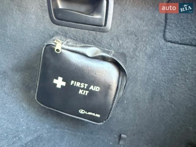 Серый Лексус РХ, объемом двигателя 3.46 л и пробегом 186 тыс. км за 16300 $, фото 16 на Automoto.ua