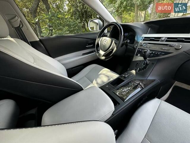 Сірий Лексус РХ, об'ємом двигуна 3.46 л та пробігом 173 тис. км за 21000 $, фото 5 на Automoto.ua