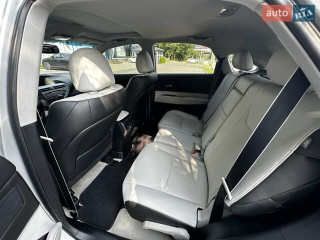 Сірий Лексус РХ, об'ємом двигуна 3.46 л та пробігом 173 тис. км за 21000 $, фото 19 на Automoto.ua