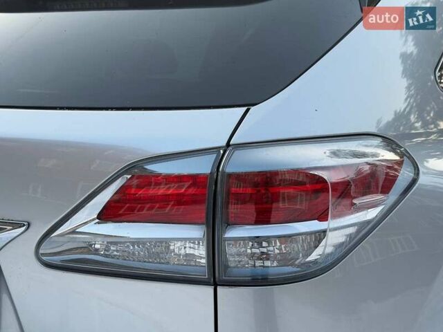 Серый Лексус РХ, объемом двигателя 3.46 л и пробегом 197 тыс. км за 18000 $, фото 18 на Automoto.ua