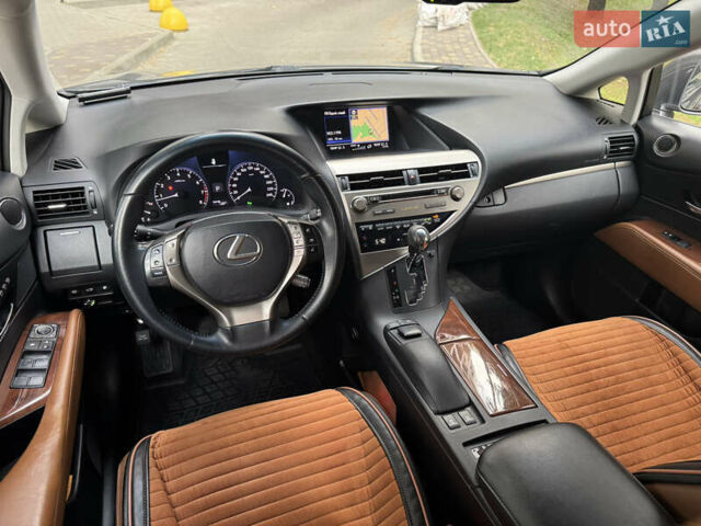 Лексус РХ 2013 в Киеве на Automoto.ua Серый Лексус РХ, объемом двигателя 3.5 л и пробегом 182 тыс. км за 23400 $, фото 37 на Automoto.ua