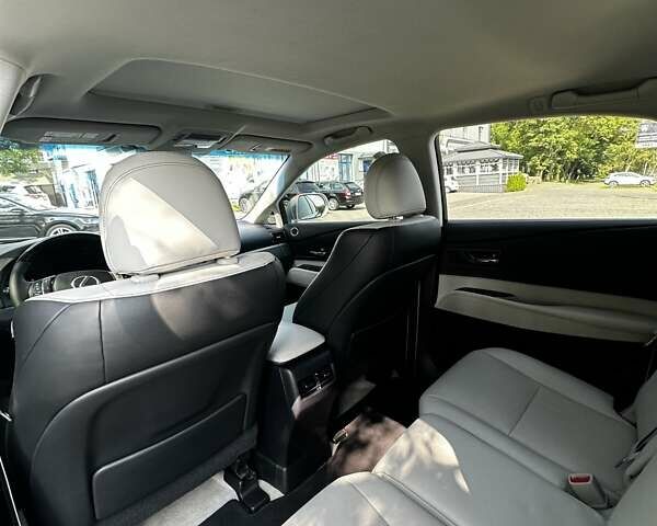 Сірий Лексус РХ, об'ємом двигуна 3.46 л та пробігом 173 тис. км за 21000 $, фото 8 на Automoto.ua